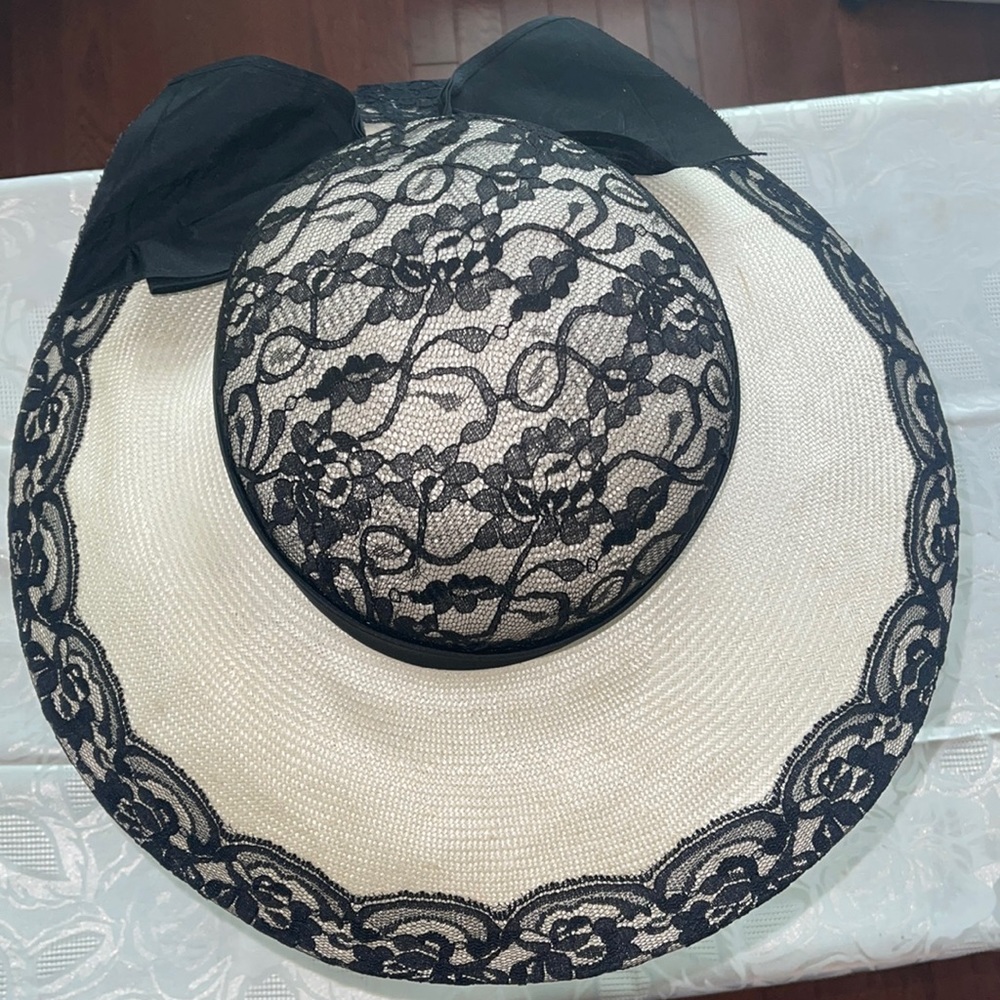 TINA LUXE HAT - LACE TRIMMED WITH BLACK BOW